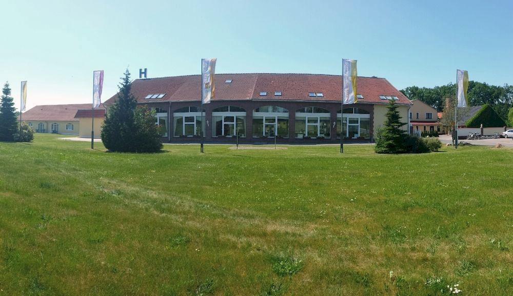 Sport- & Vital-Resort Neuer Hennings Hof Perleberg Exteriér fotografie